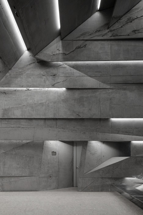 Archillect Archive ID 94