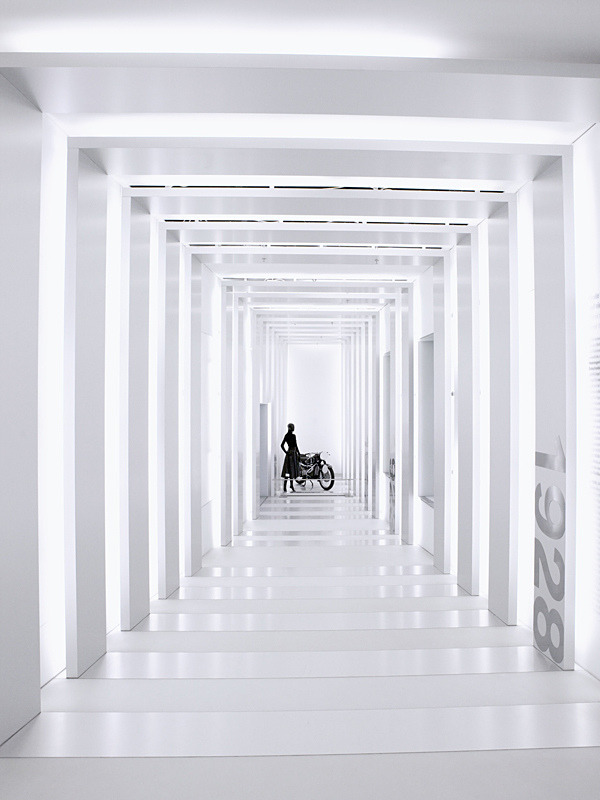 Archillect ID 10895