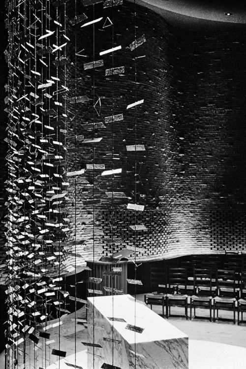 Archillect ID 13719
