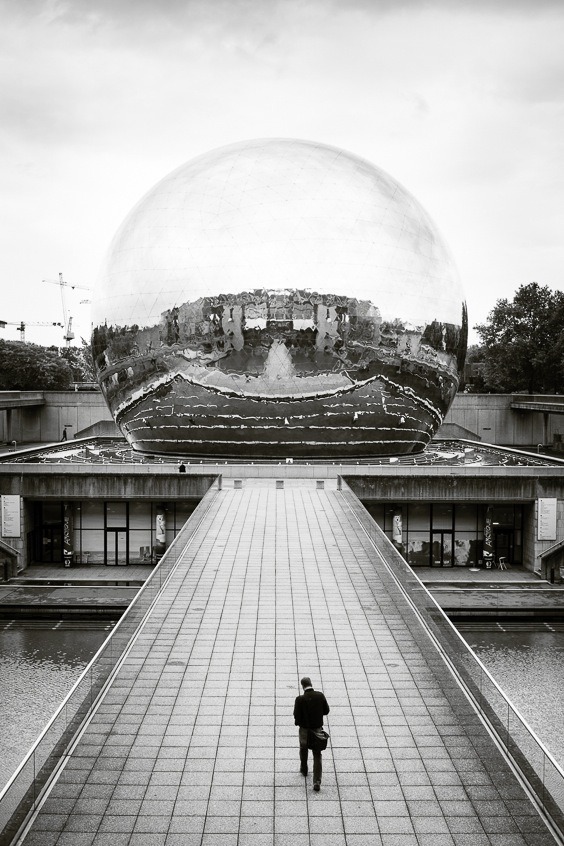 Archillect ID 24049