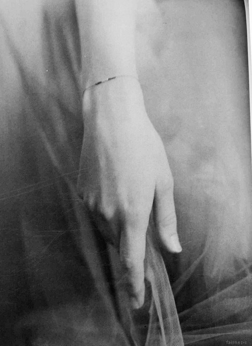 Archillect ID 25742