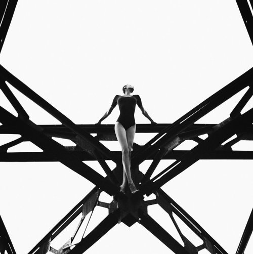Archillect ID 27422
