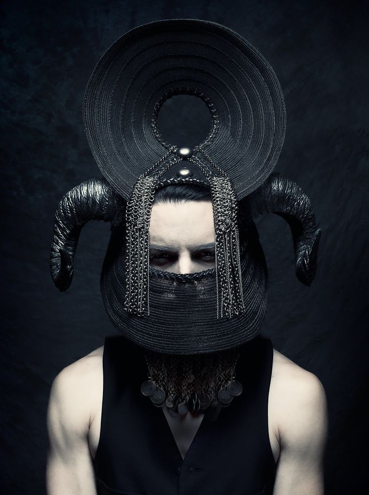 Archillect ID 28870