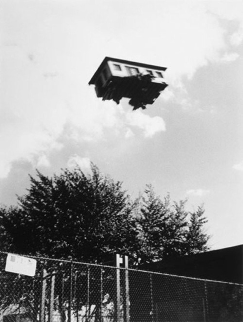 Archillect ID 28914