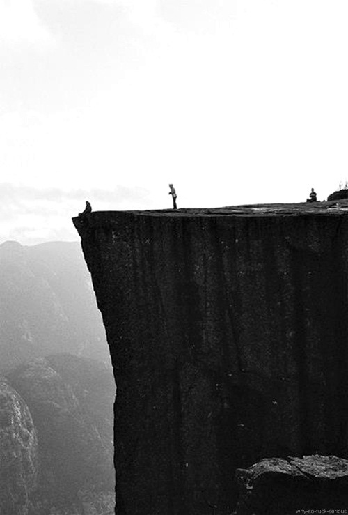 Archillect ID 31492