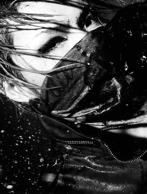 Archillect ID 32101