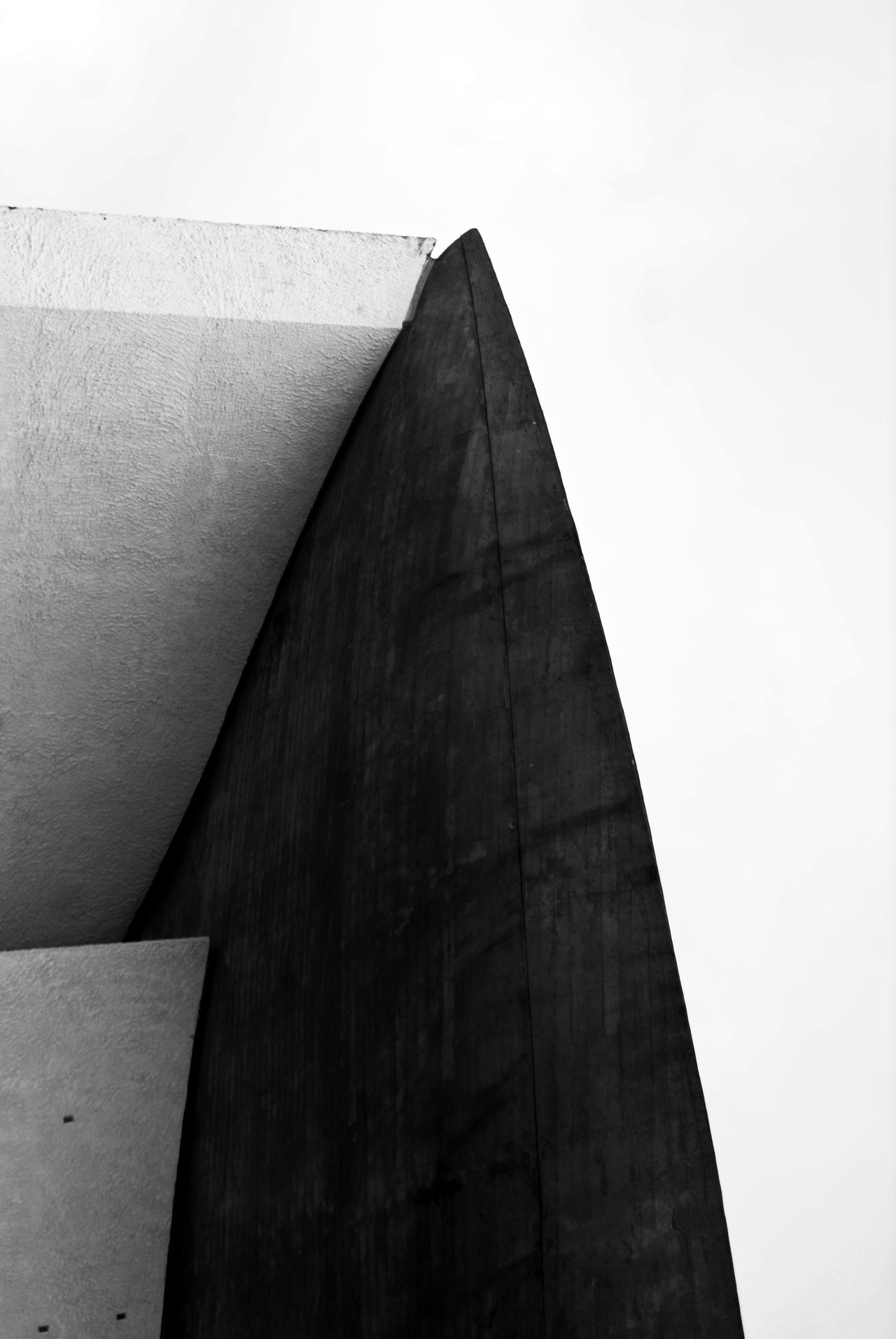 Archillect ID 32495