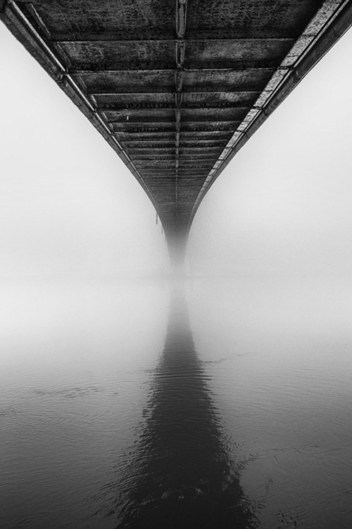 Archillect ID 32999