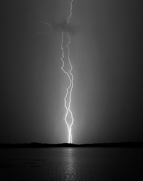 Archillect ID 33098