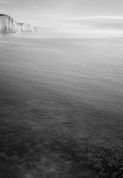 Archillect ID 33468