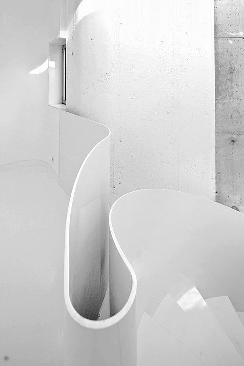 Archillect ID 33901
