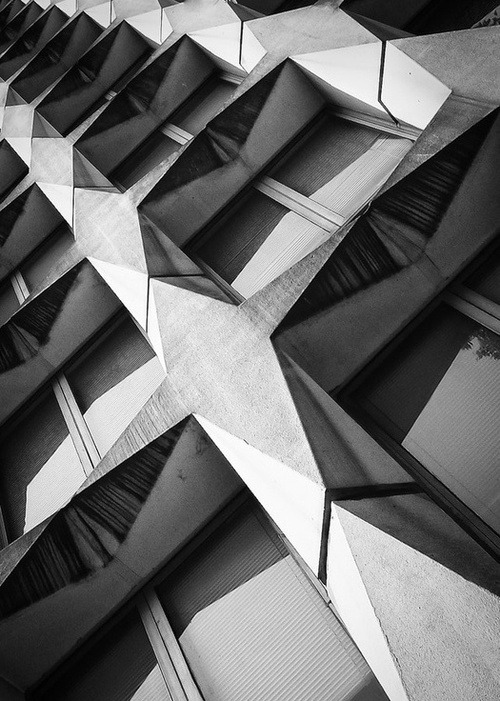 Archillect ID 33941