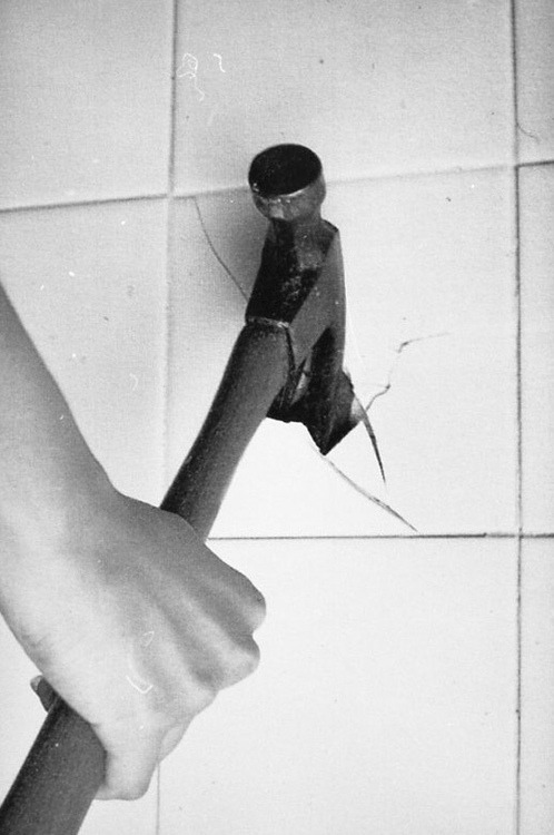 Archillect ID 34076