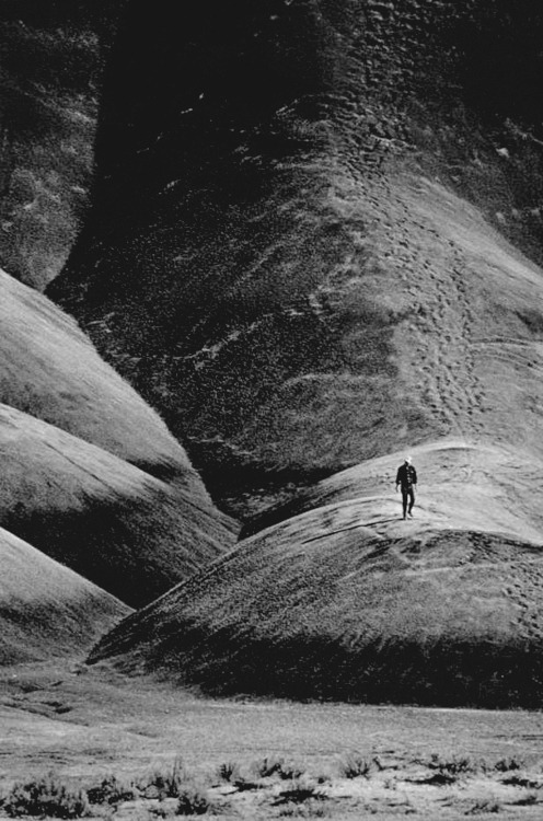 Archillect ID 34964