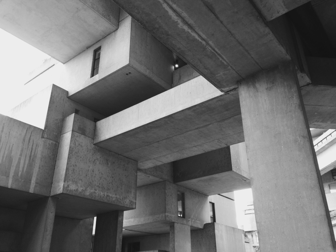 Archillect ID 35329