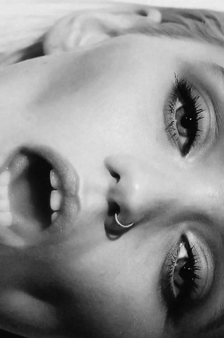 Archillect ID 35715