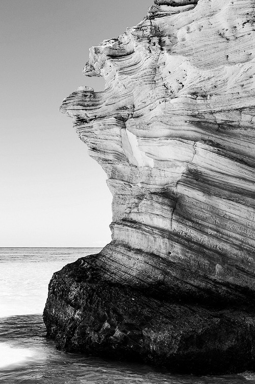 Archillect ID 36216