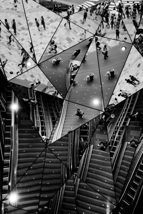 Archillect ID 37072