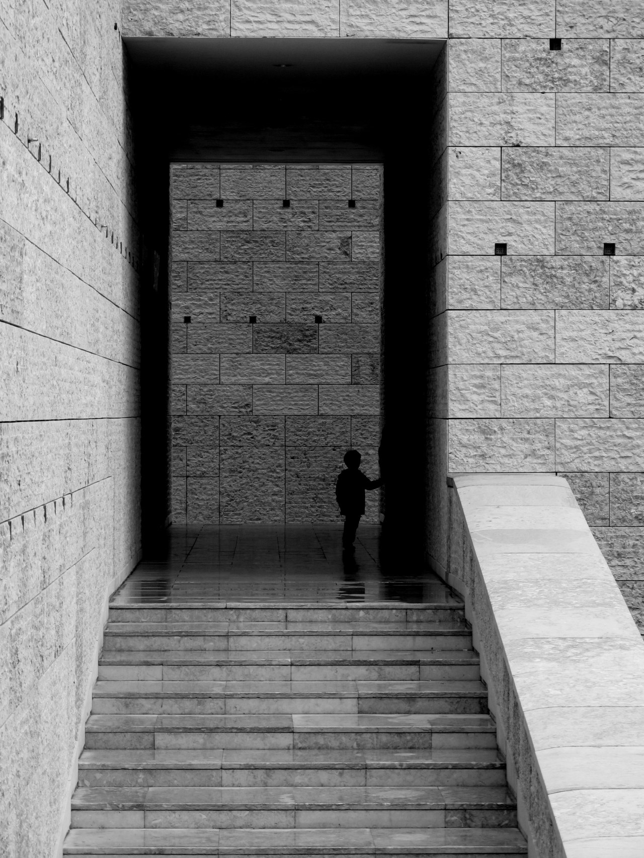 Archillect ID 37287