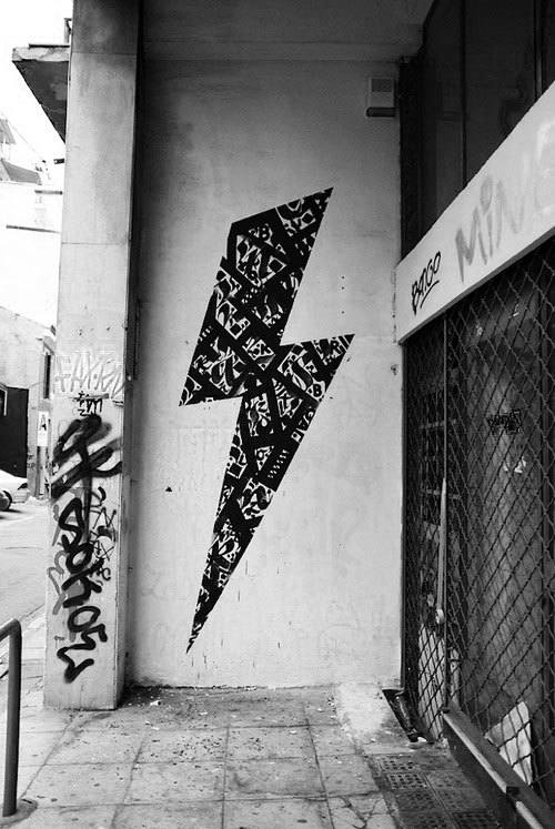 Archillect ID 37595