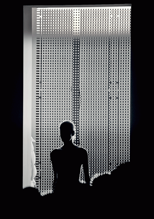 Archillect ID 37628