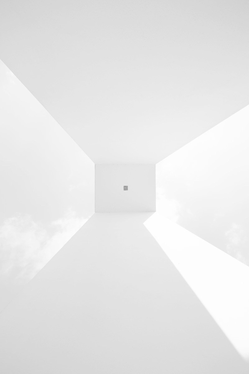 Archillect ID 37676