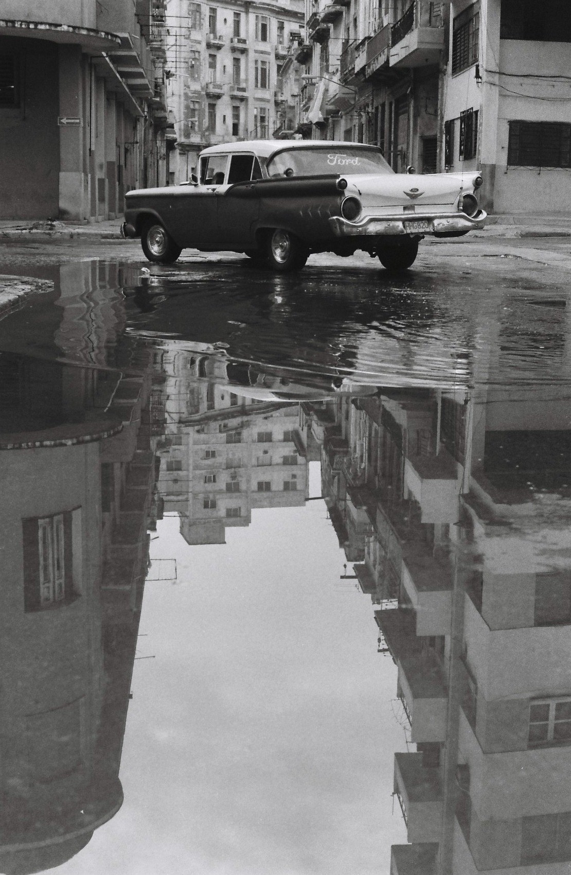 Archillect ID 37933
