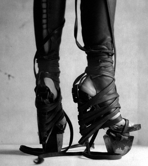 Archillect ID 38166