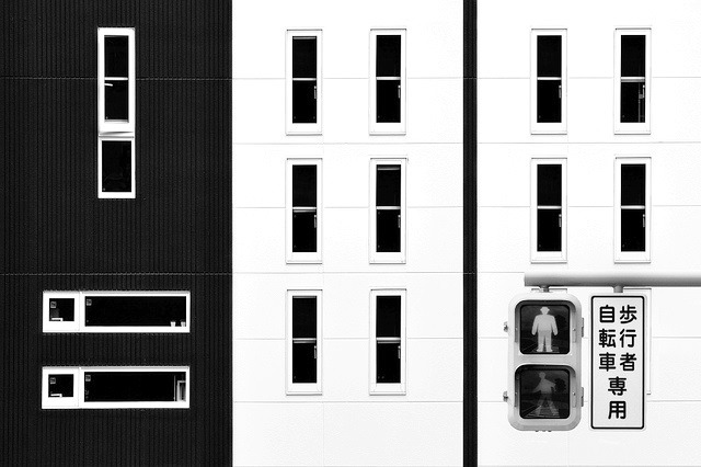 Archillect ID 38305