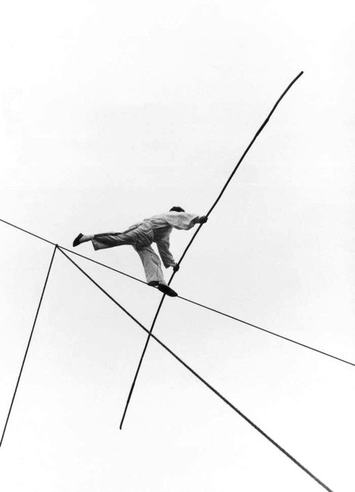 Archillect ID 38425