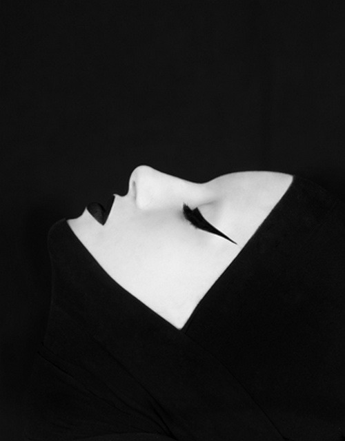 Archillect ID 38479
