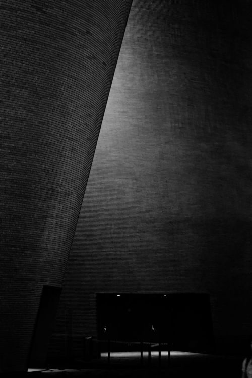 Archillect ID 39137