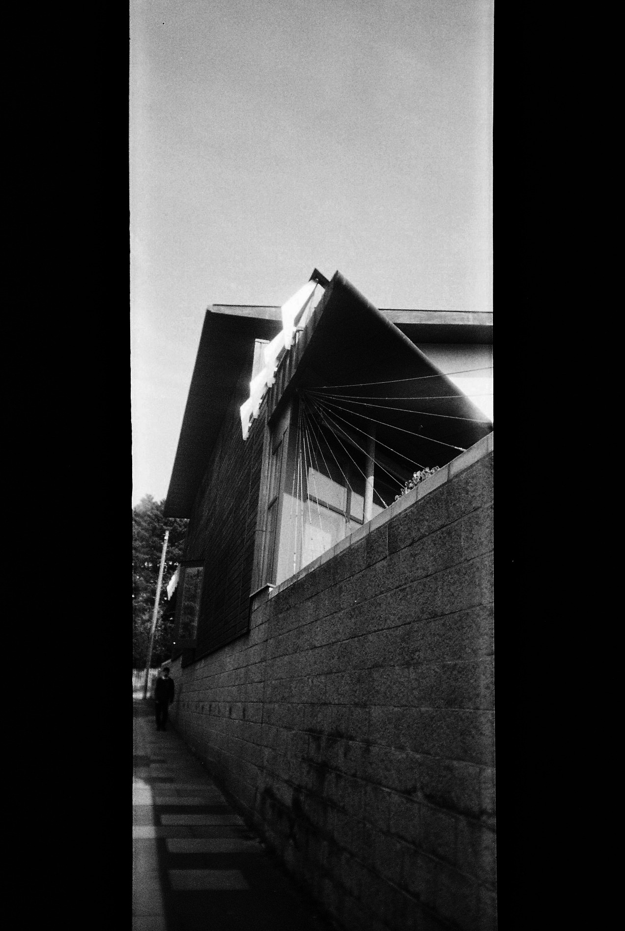 Archillect ID 39368
