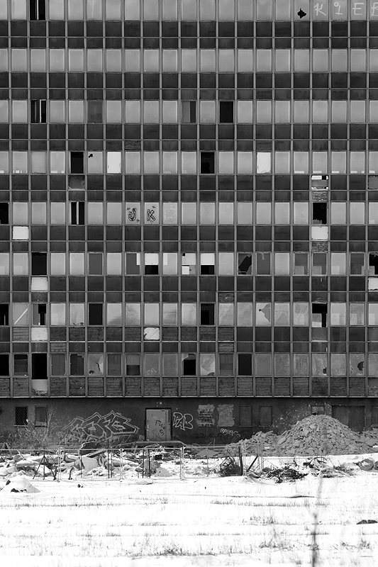 Archillect ID 40129
