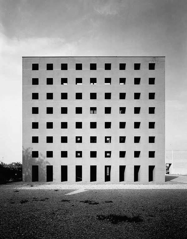 Archillect ID 40291