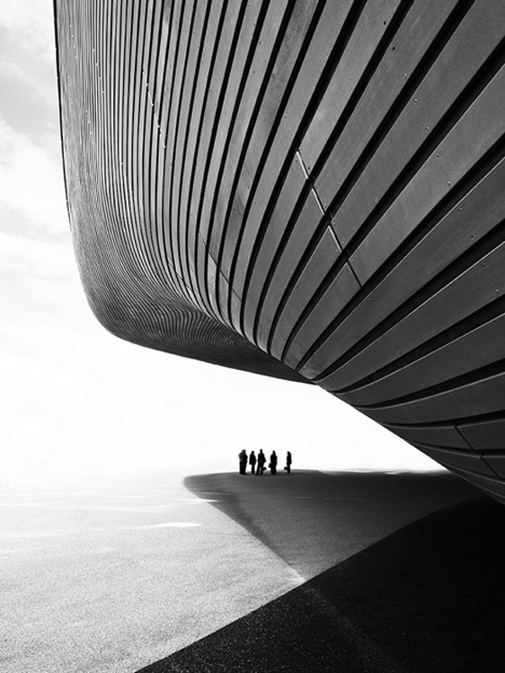 Archillect ID 40990
