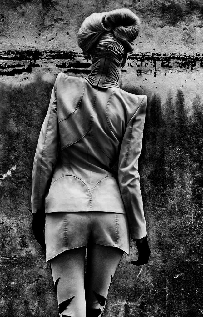 Archillect ID 41282
