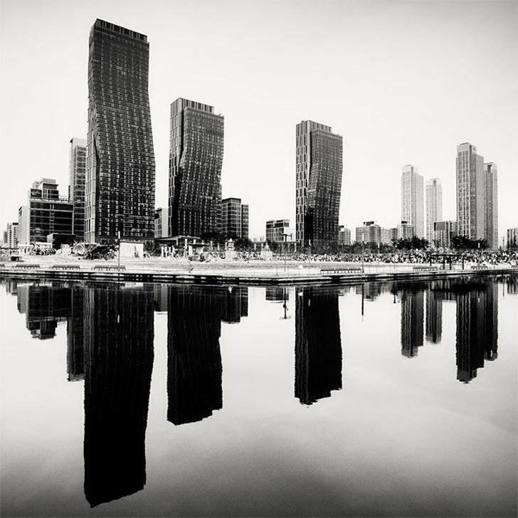 Archillect ID 42227