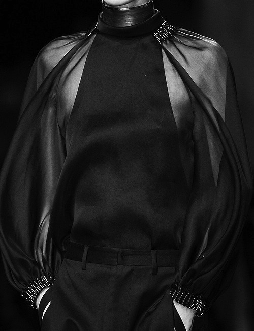 Archillect ID 43141