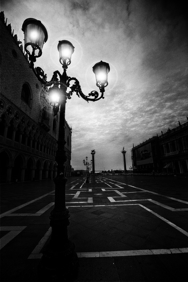 Archillect ID 43382