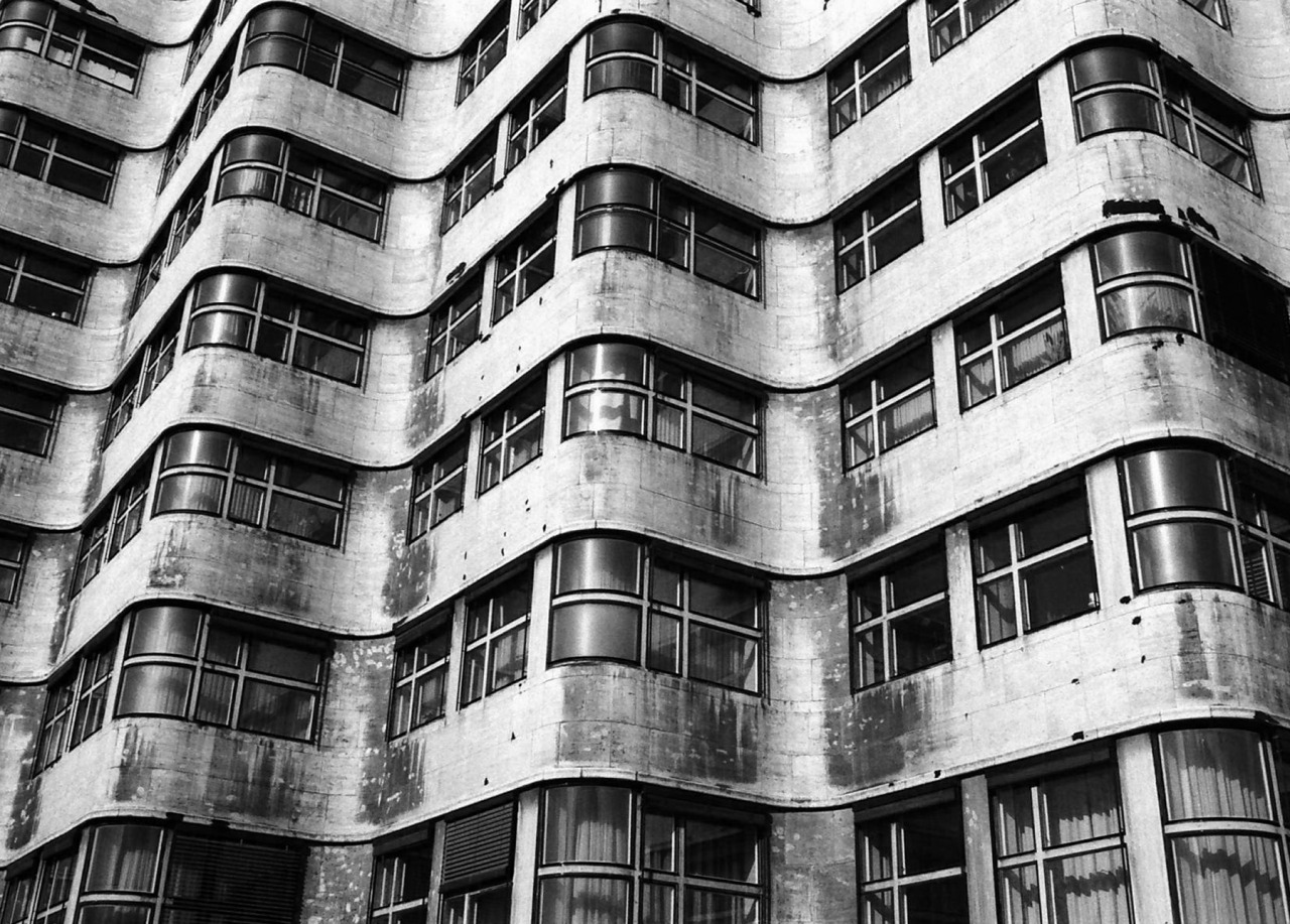 Archillect ID 44013