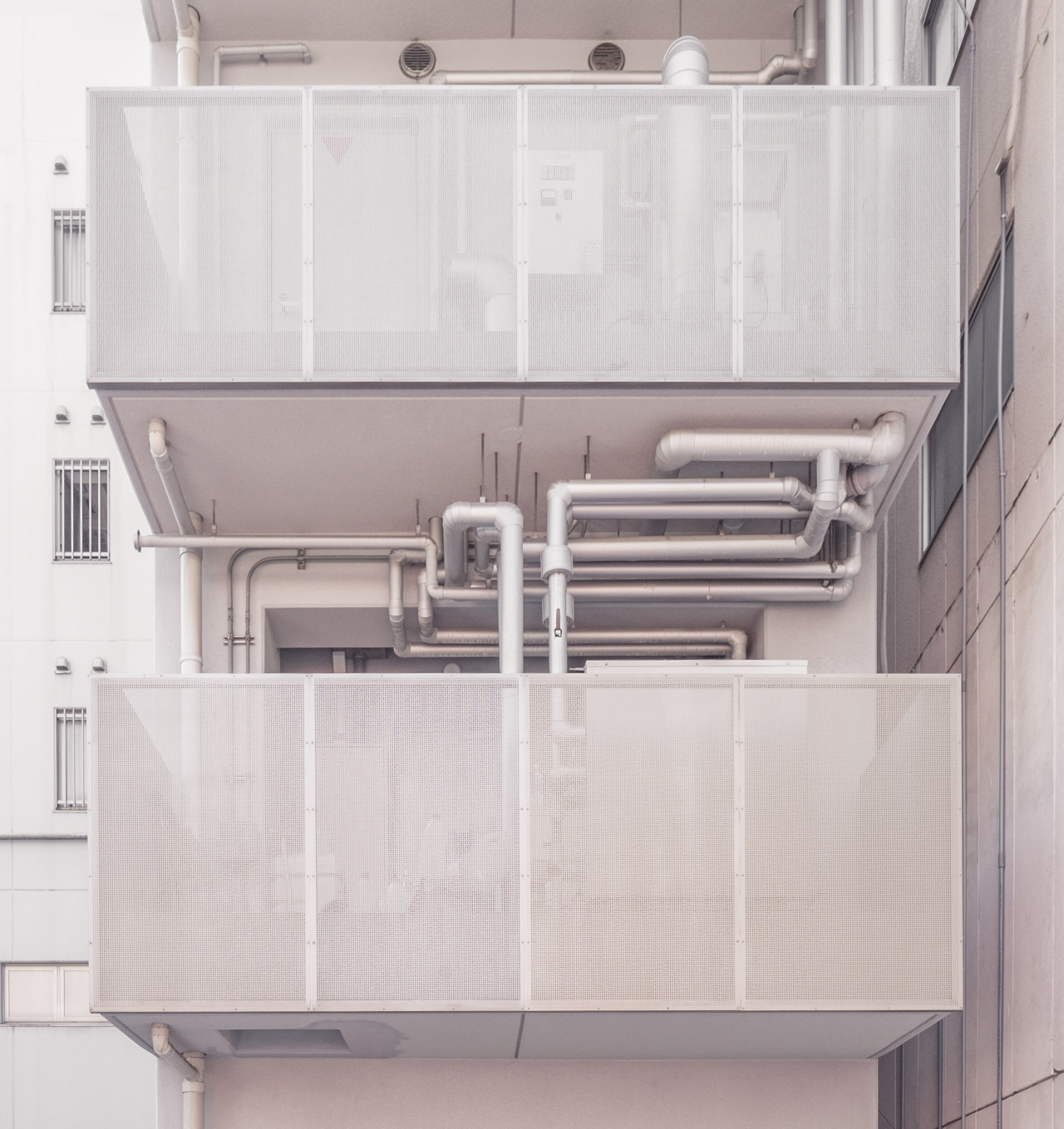 Archillect ID 44027