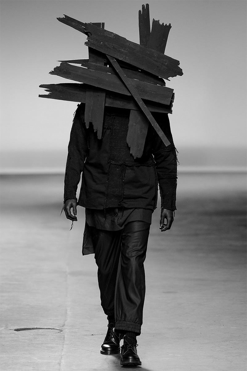 Archillect ID 44105