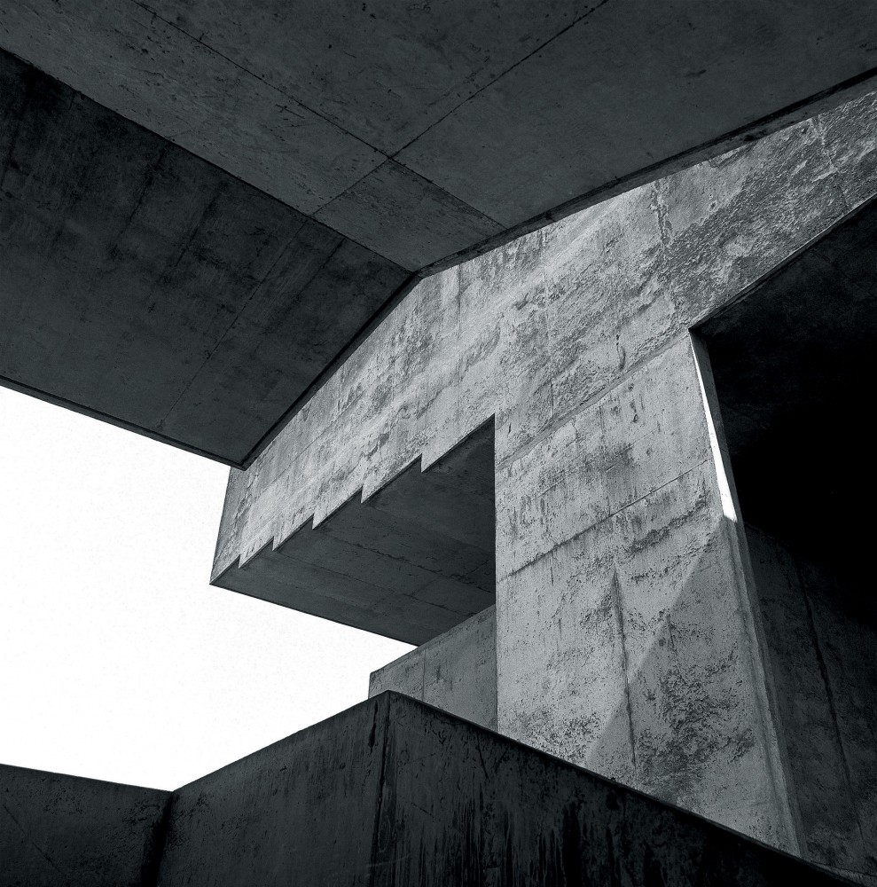 Archillect ID 44604
