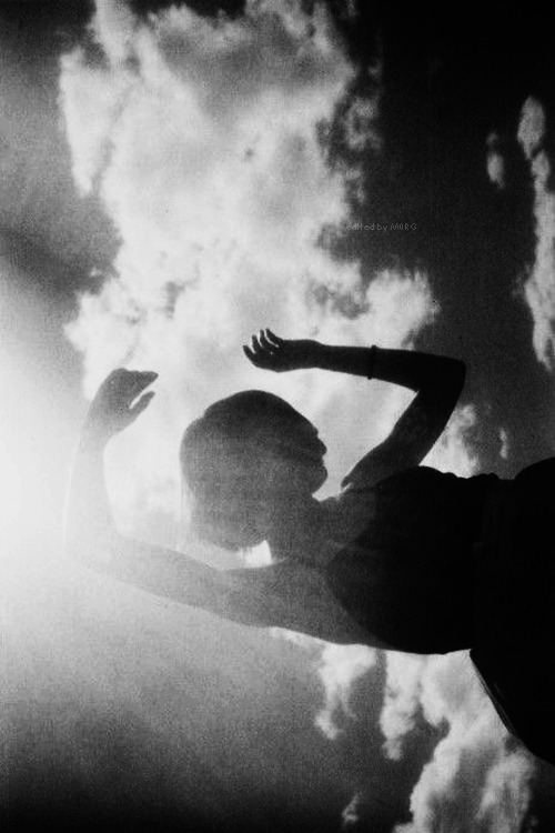 Archillect ID 48103