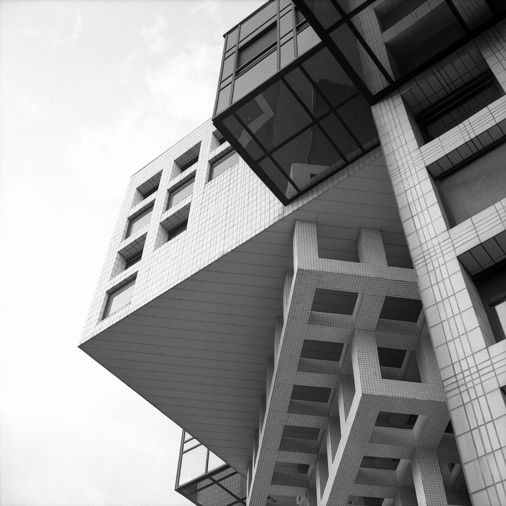 Archillect ID 48206