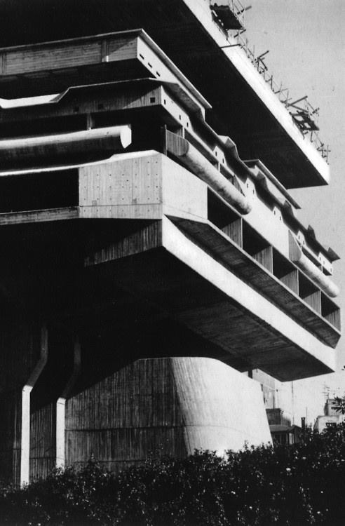 Archillect ID 49550