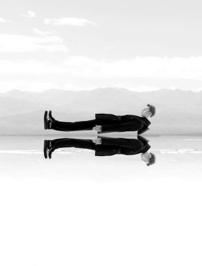 Archillect ID 49834