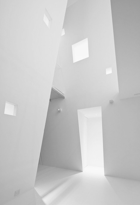 Archillect ID 50763