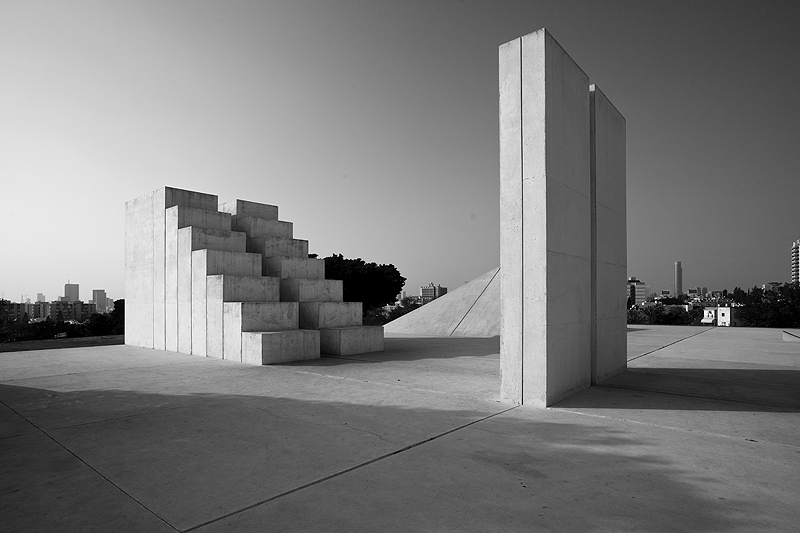 Archillect ID 56251